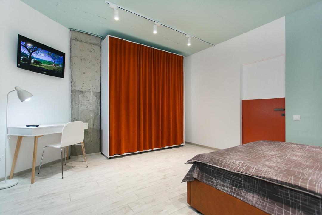 Vip Apartmen Loft Sumy Exterior foto